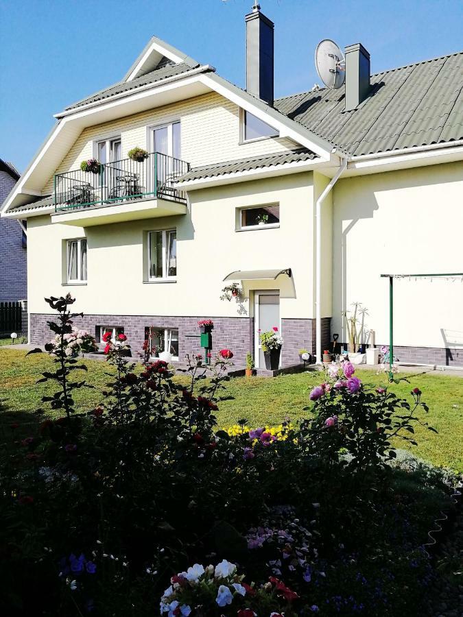 Viktoras Apartments بالانغا المظهر الخارجي الصورة